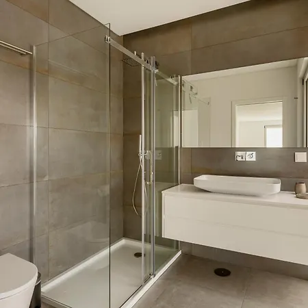 Lilac Cascais Villa With Swimming Pool Cascais