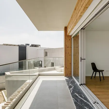 Lilac Cascais Villa With Swimming Pool Вилла Кашкайш