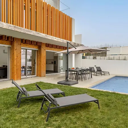 Villa Lilac Cascais Villa With Swimming Pool